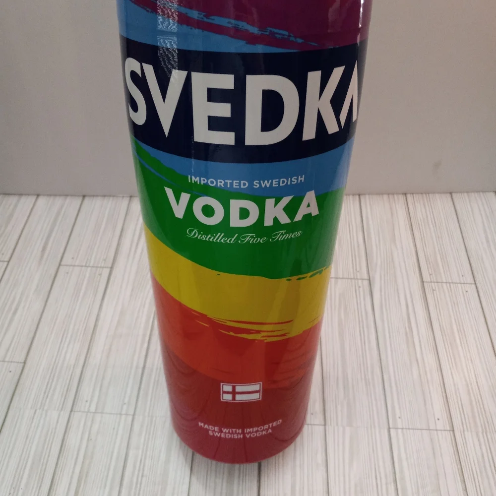 RARE HTF Svedka LGBTQ Rainbow Pride Promo Bar Display Bottle Limited Edition